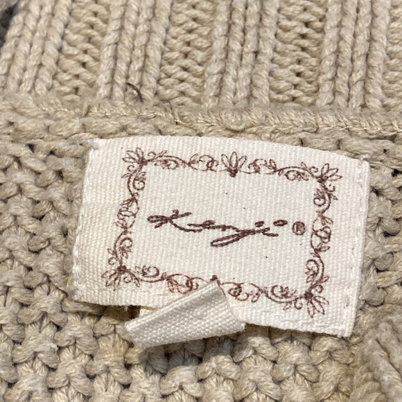 Girl’s Sweater Vest - Picture 5 of 6